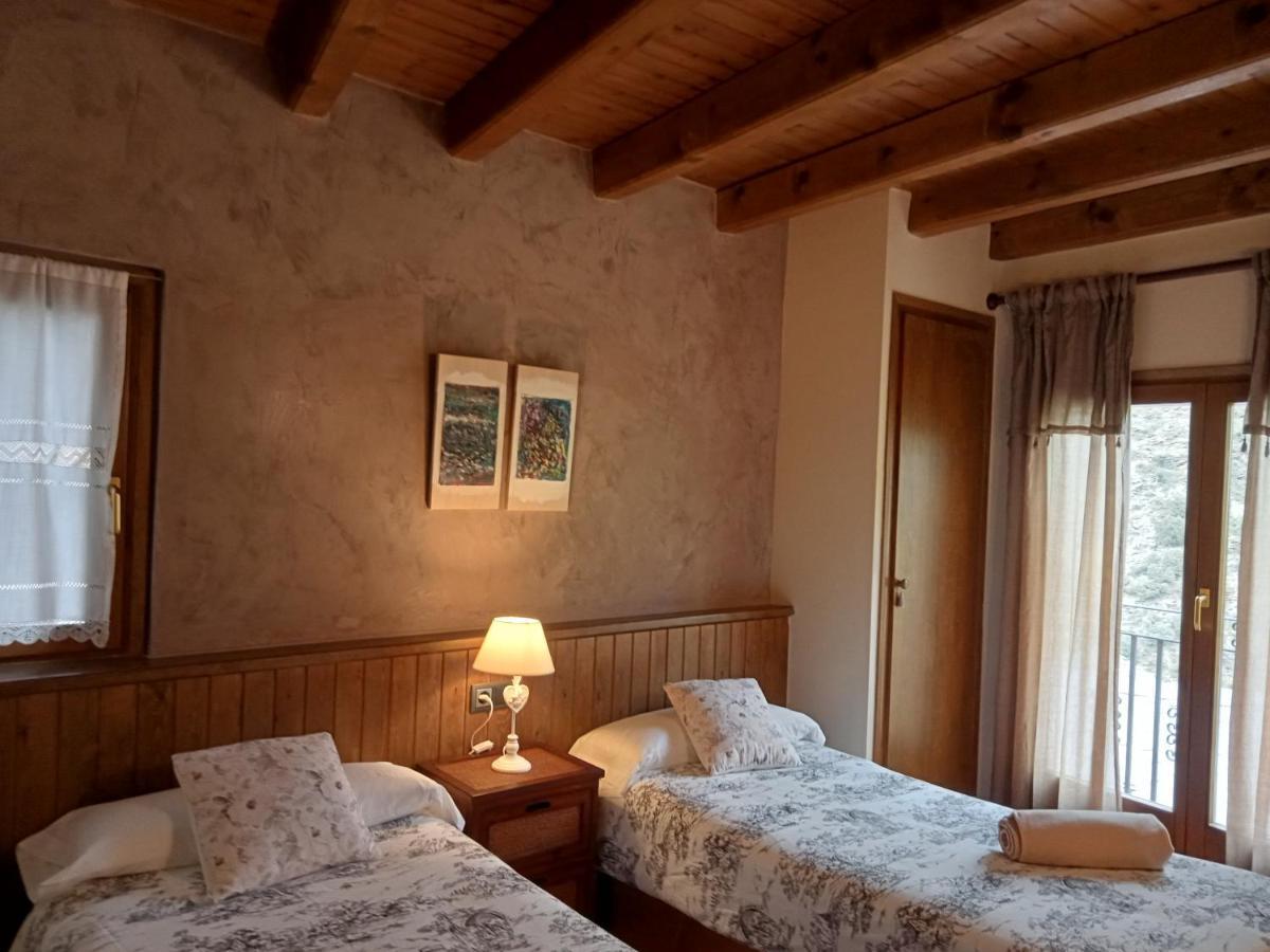 Casa Coix Apartment Escas Екстериор снимка