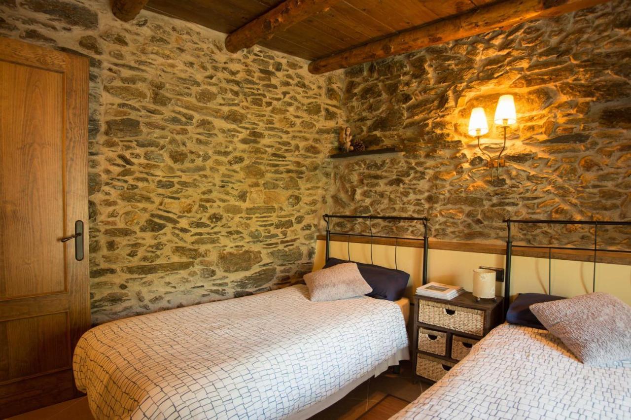 Casa Coix Apartment Escas Екстериор снимка