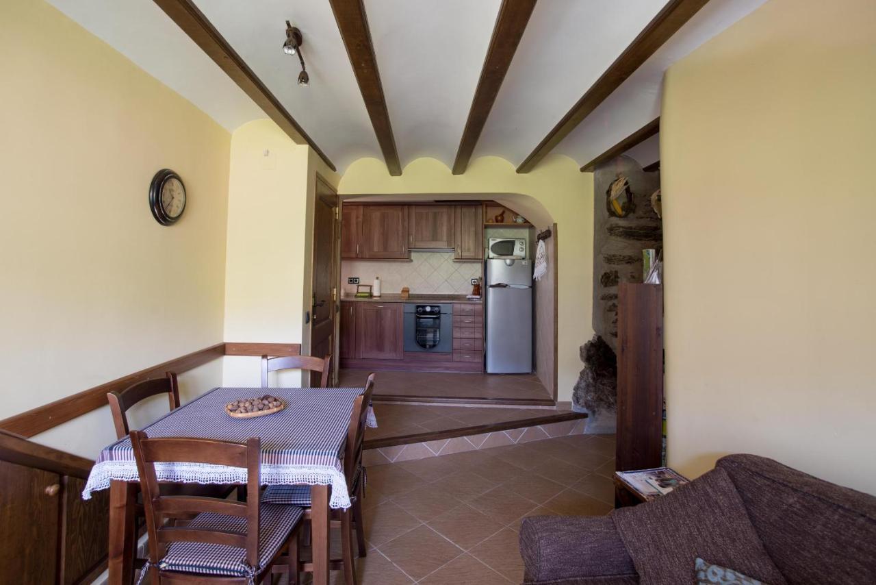 Casa Coix Apartment Escas Екстериор снимка